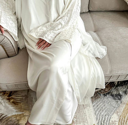 Abaya Perlée Faite à la Main