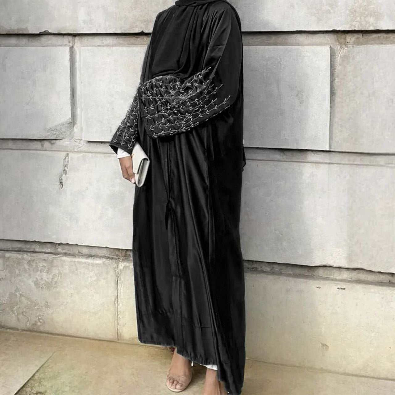 Abaya Perlée Faite à la Main