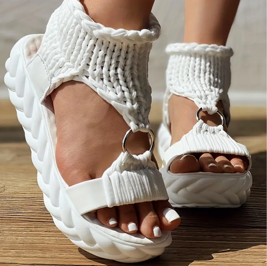 Anna | Les élégantes sandales à plateforme avec motif au crochet